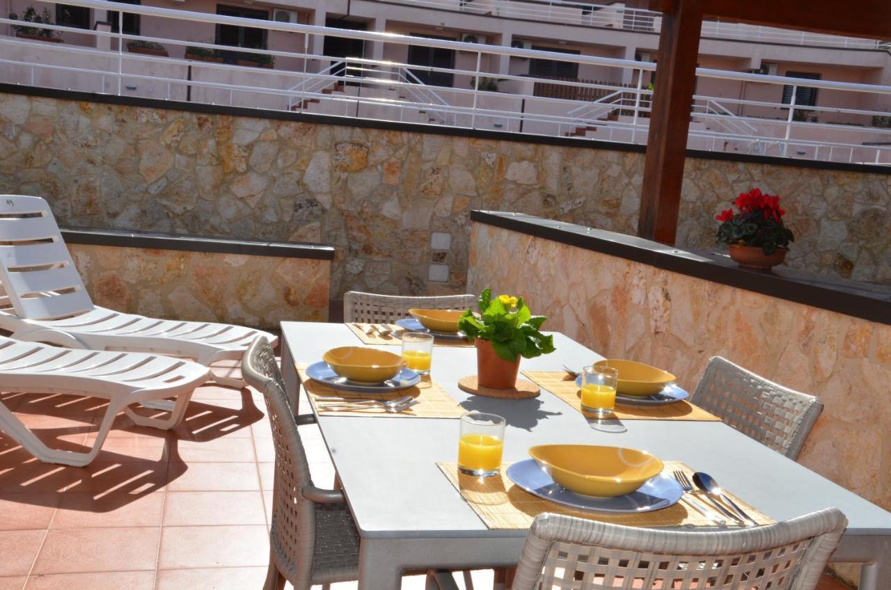 La Dimora Delle Begonie Apartment Cefalu Ngoại thất bức ảnh